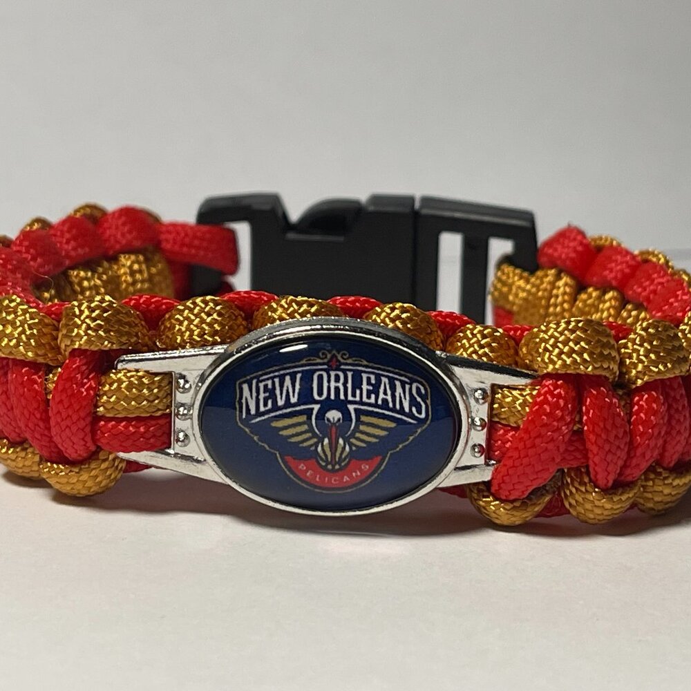 New Orleans Pelicans NBA Paracord Bracelet NEW